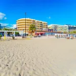 3d - * Fuengirola